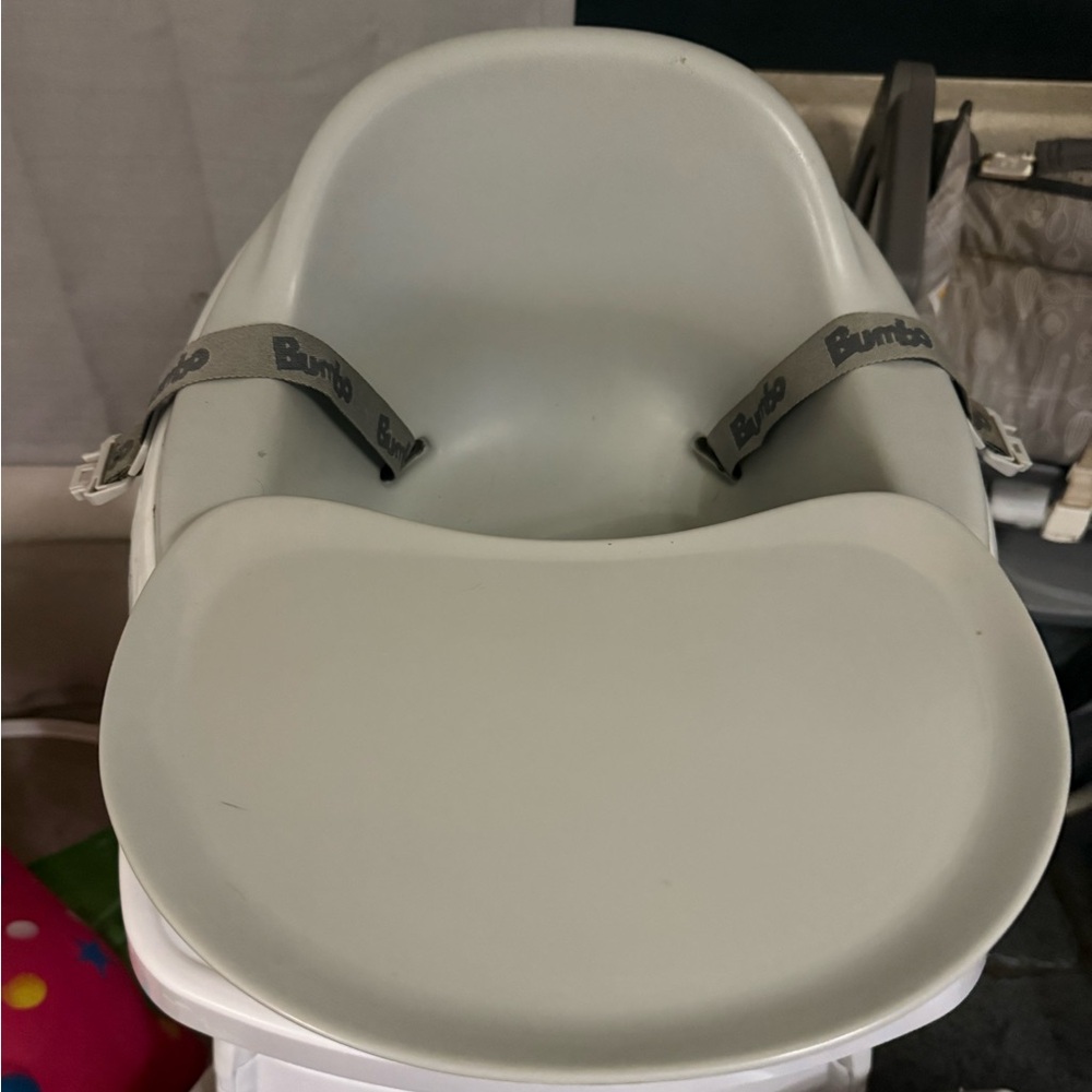 Bumbo Baby Seat with Tray - Gray